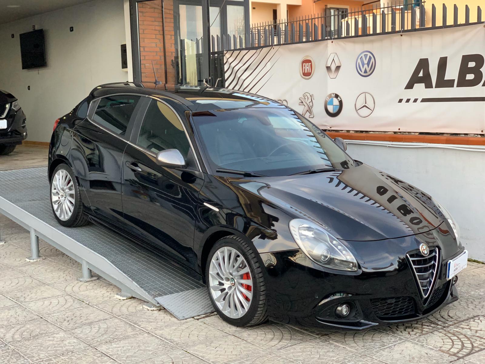 ALFA ROMEO GIULIETTA 2.0 Benz. 240 CV Turbo QUADRIFOGLIO – AlbaCar Group